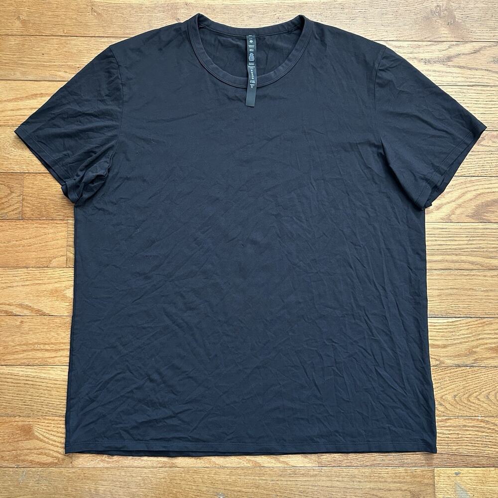 Lululemon Fundamental Black Athletic Performance Tee Shirt 2XL